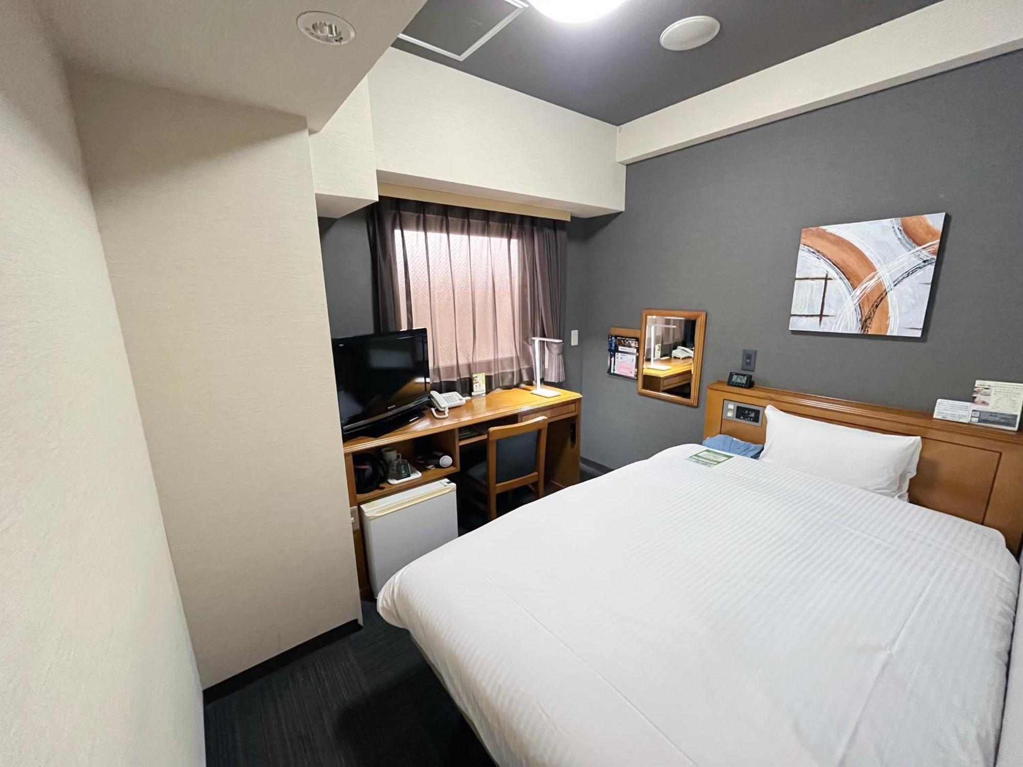 Hotel Route-Inn Naha Asahibashi Eki Higashi Exterior photo